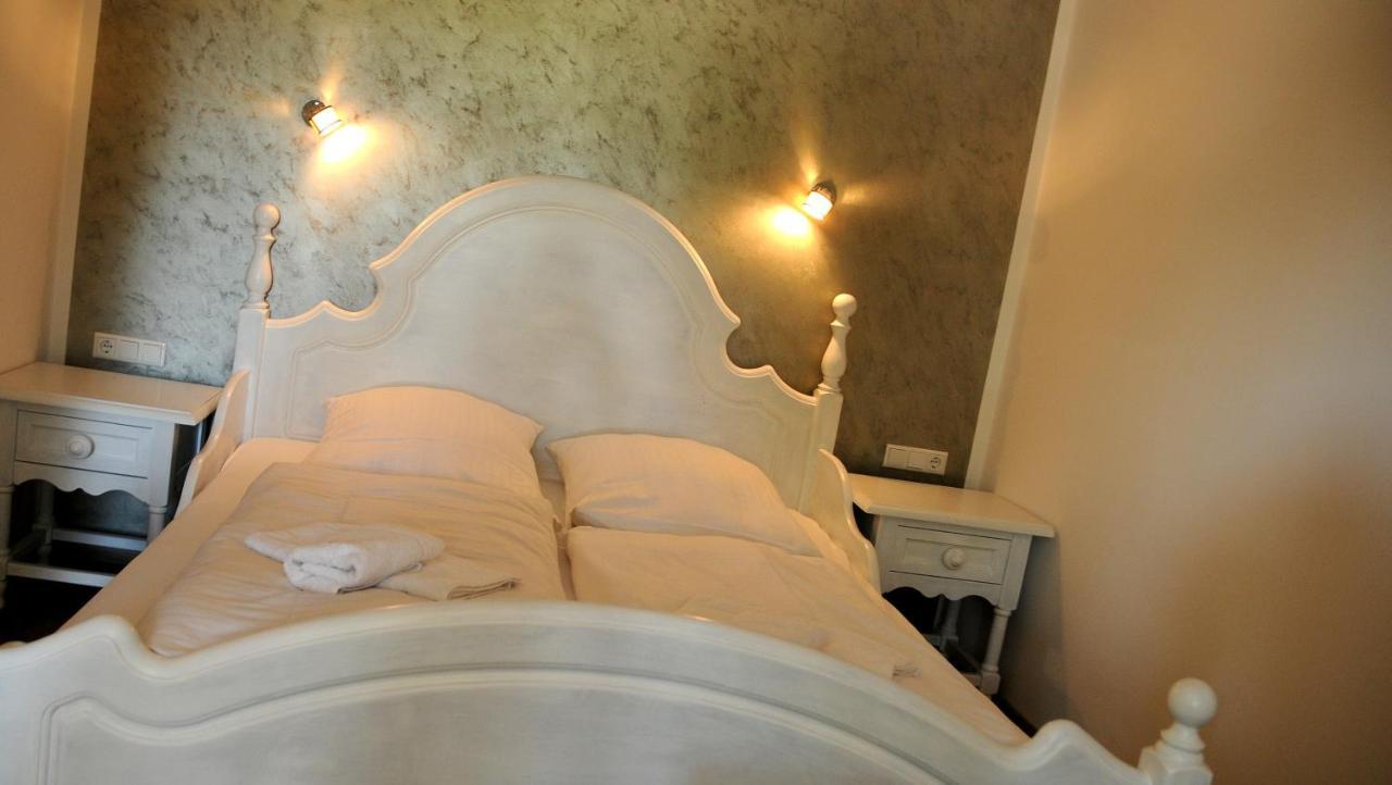 Landhaus Zum Mushof Hotel Wethen ภายนอก รูปภาพ