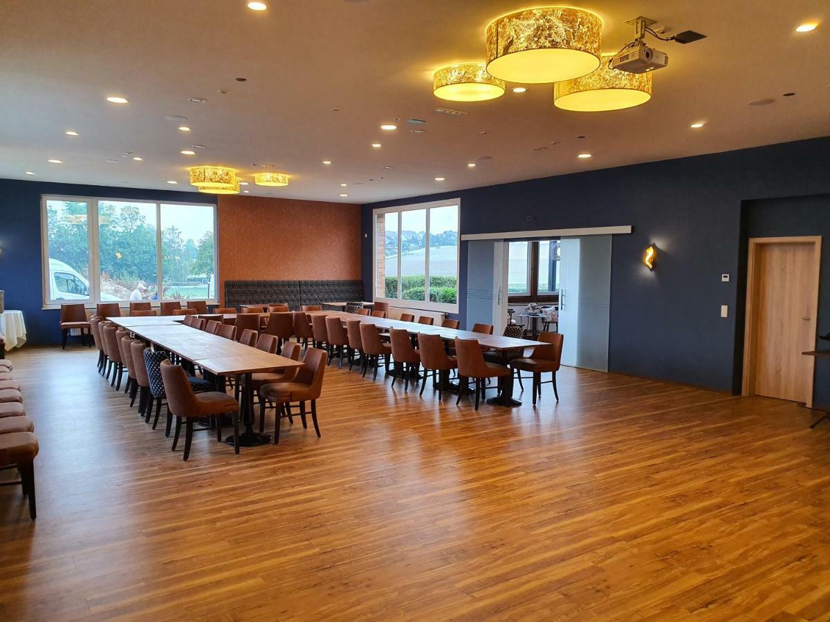 Landhaus Zum Mushof Hotel Wethen ภายนอก รูปภาพ