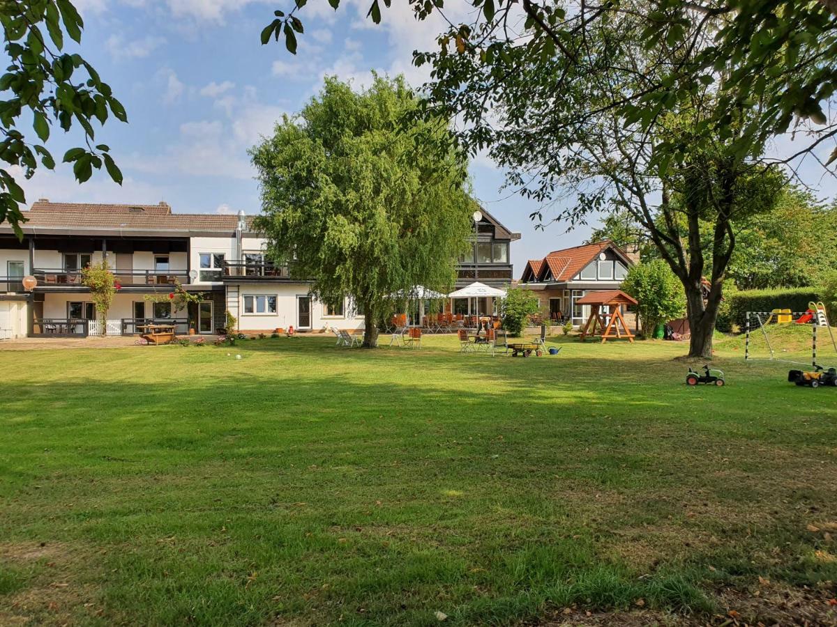 Landhaus Zum Mushof Hotel Wethen ภายนอก รูปภาพ