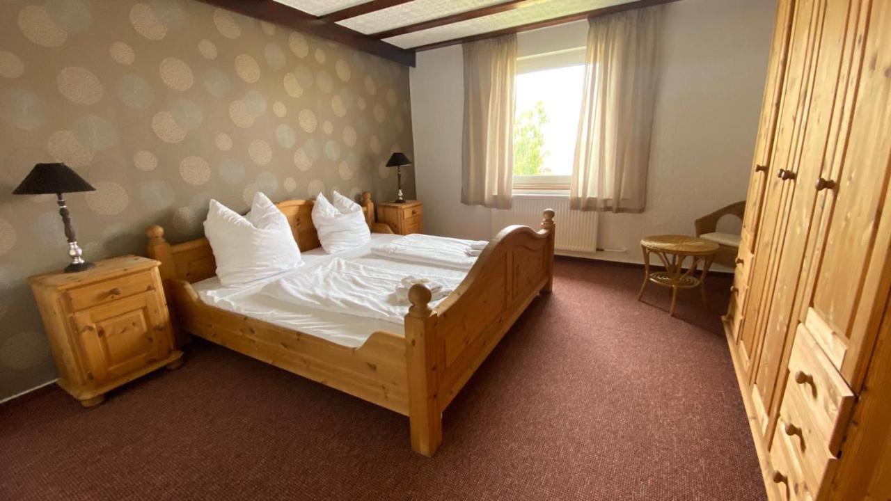 Landhaus Zum Mushof Hotel Wethen ภายนอก รูปภาพ